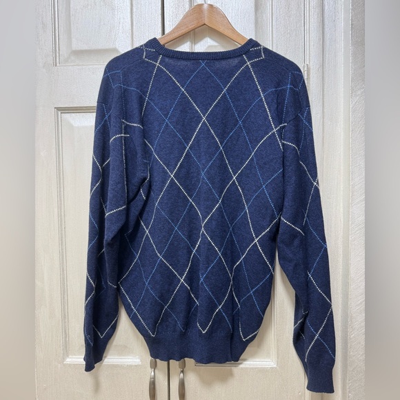 Neiman Marcus Men’s L Blue Argyle Knit Cashmere Blend V-Neck Sweater Pullover - Picture 2 of 8
